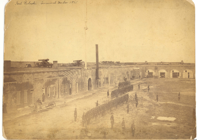 ‘It’s a Southern Sun That Shines Down on This Yankee Boy’: The E. L. Molineux Collection